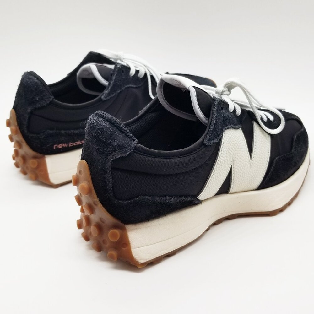 New Balance 327 Sneakers Shoes Black Women's 9, Men's 7.5 Comfort Casual $105 - Picture 8 of 16